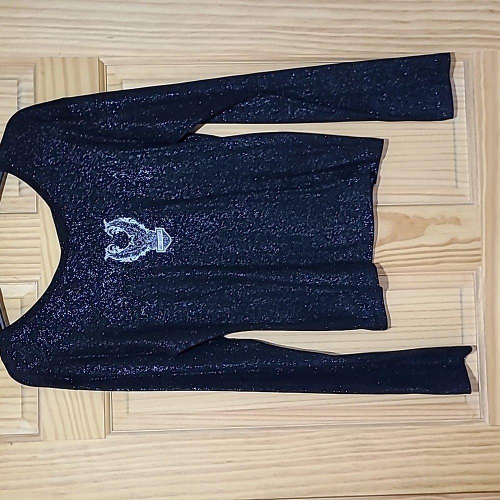 Stunning HD shimmering shirt